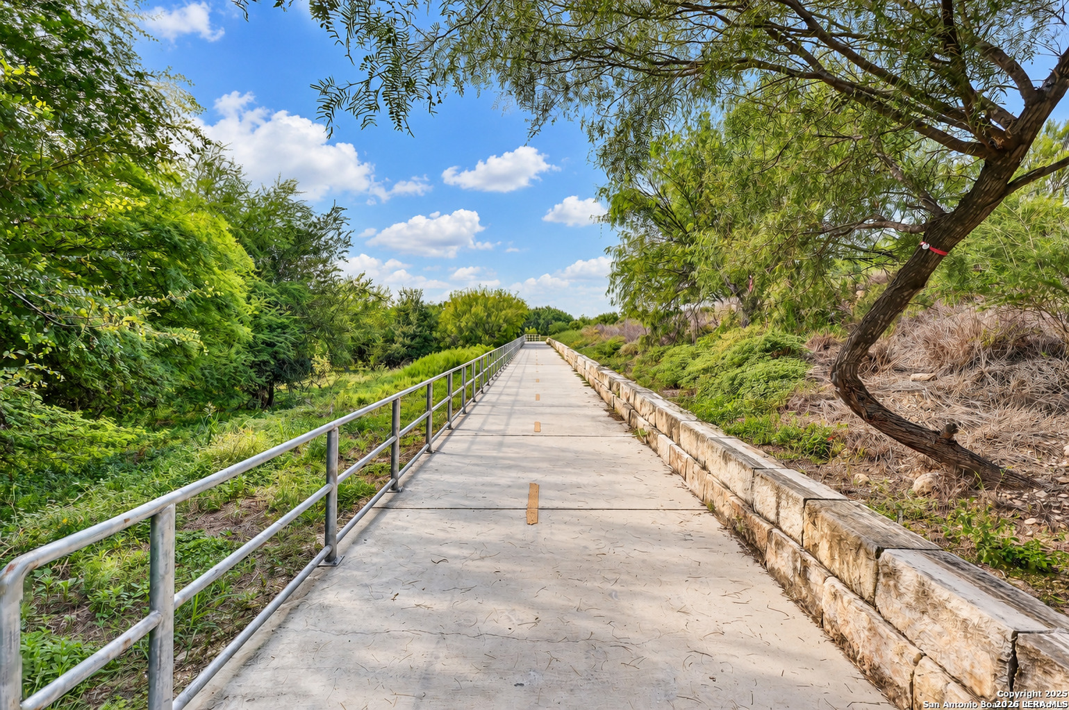 8815 Laguna Falls San Antonio TX 78251