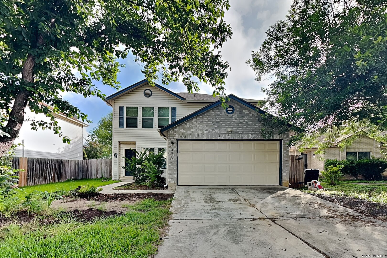 8055 Chestnut Cedar Drive Converse TX 78109