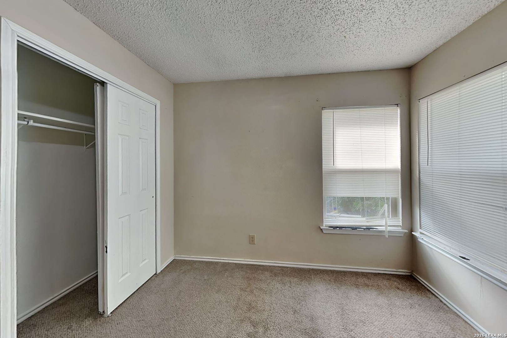 8055 Chestnut Cedar Drive Converse TX 78109