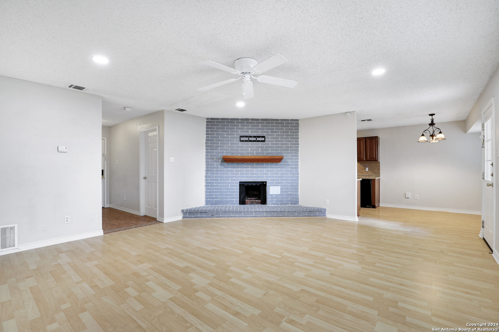 9262 Ridge Branch San Antonio TX 78250
