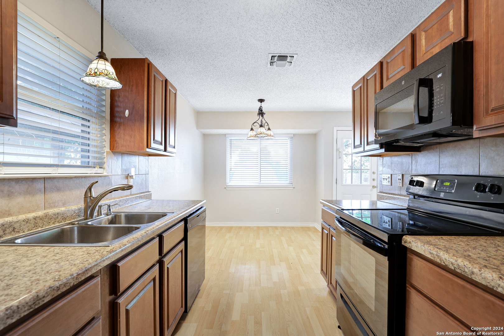 9262 Ridge Branch San Antonio TX 78250