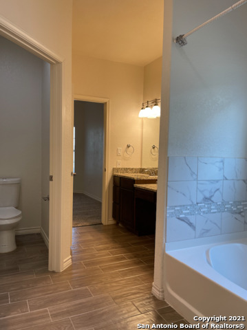 7015 Hallie Ridge San Antonio TX 78227