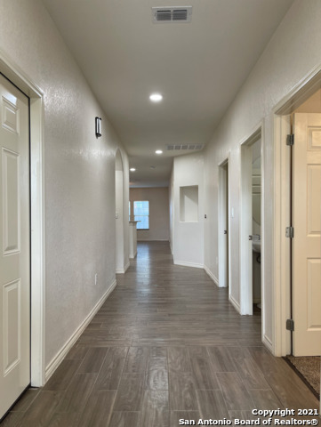 7015 Hallie Ridge San Antonio TX 78227