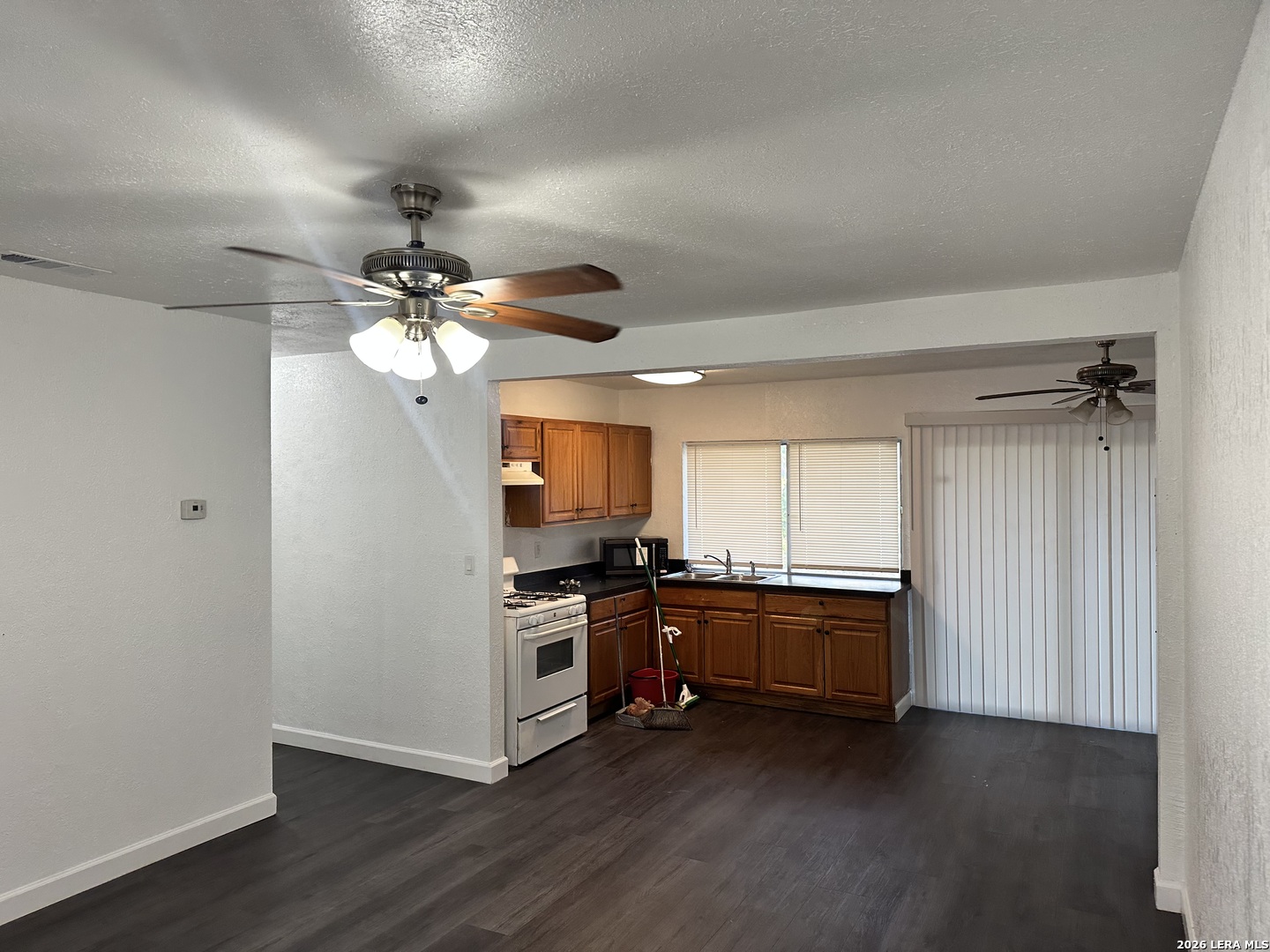 6046 Castle Queen San Antonio TX 78218