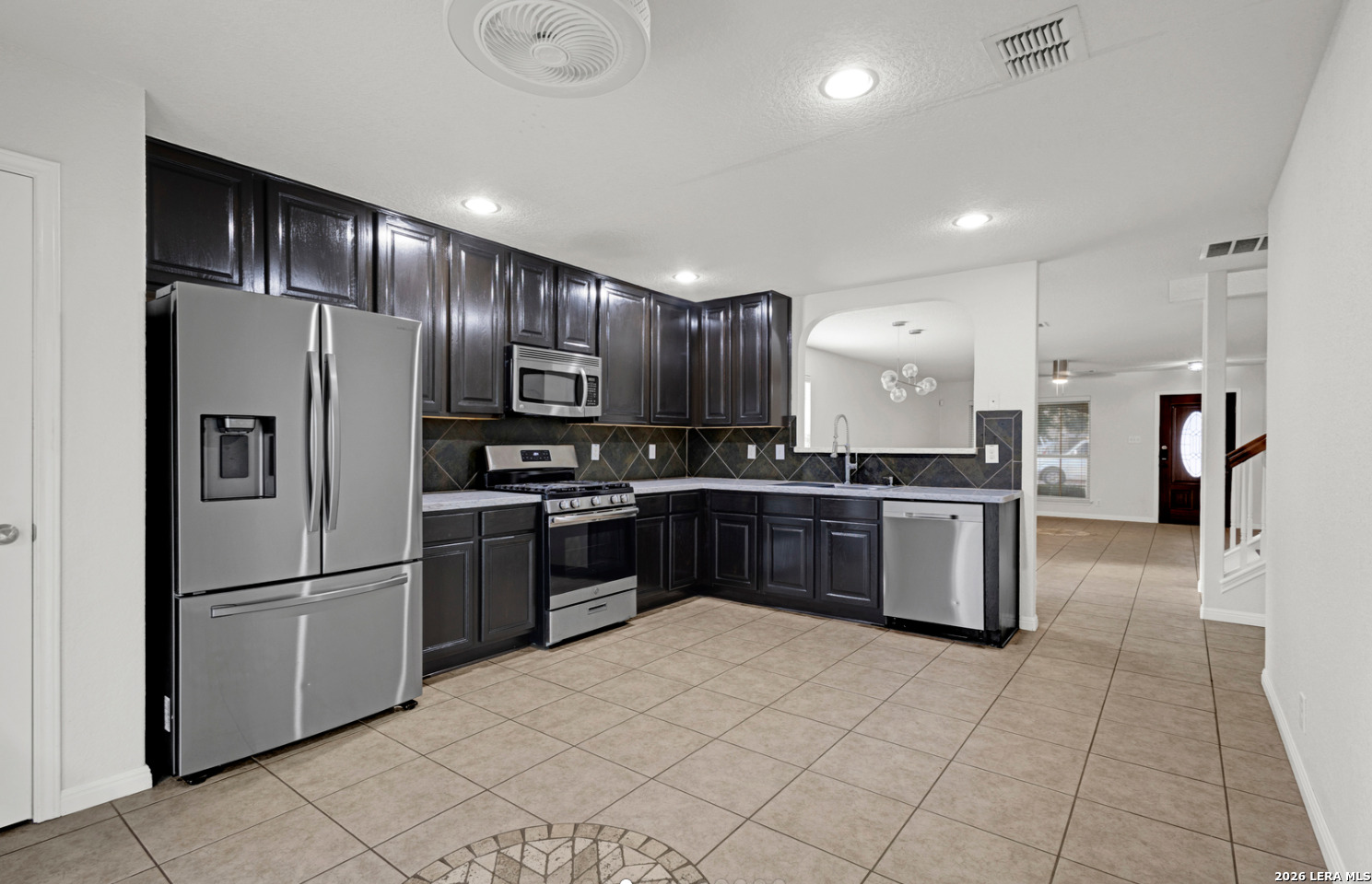 2730 Brighton Park Converse TX 78109