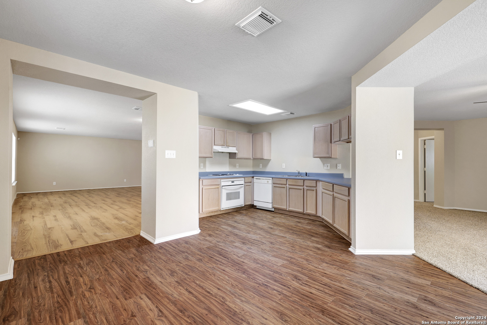 10331 Manor Creek San Antonio TX 78245