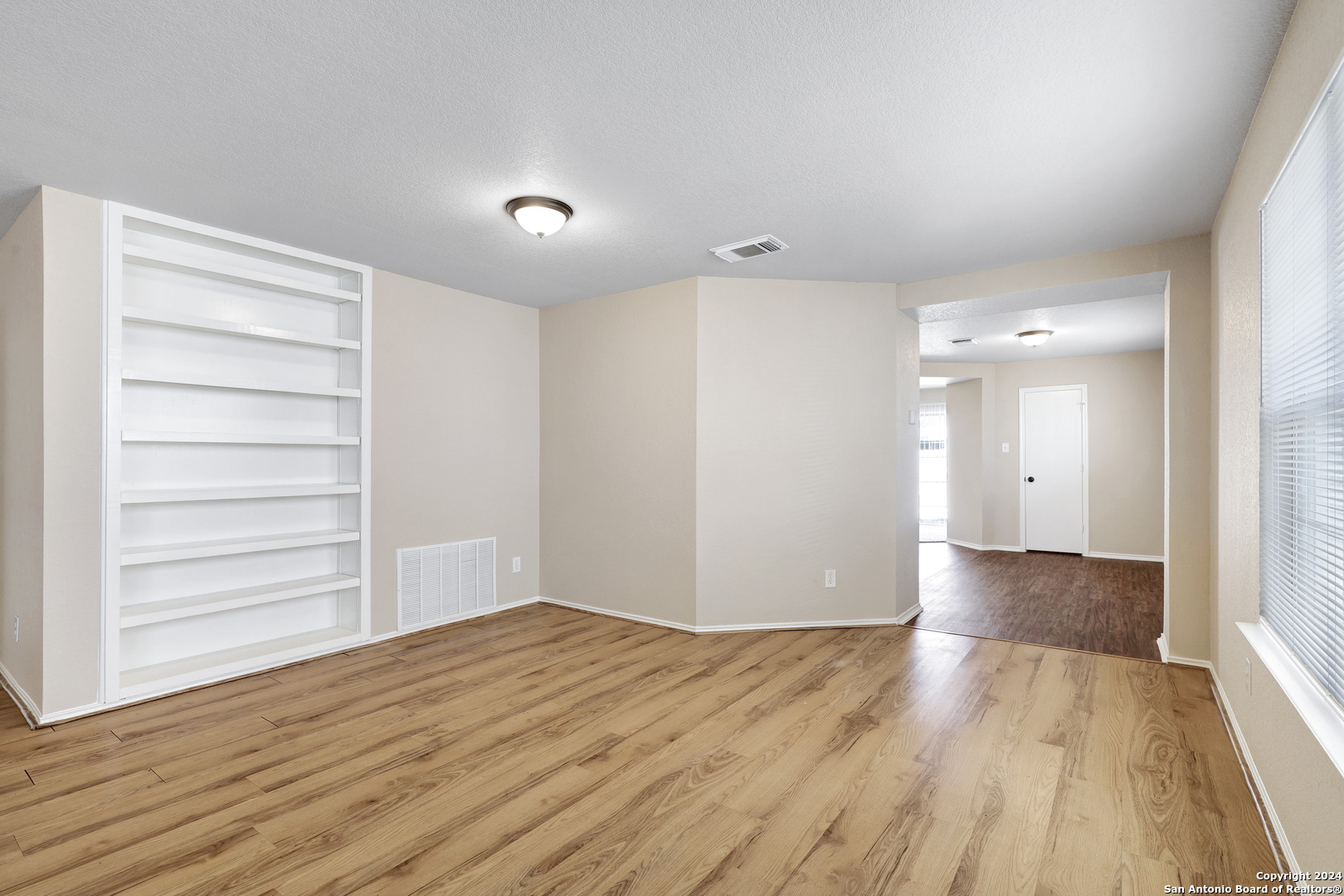 10331 Manor Creek San Antonio TX 78245