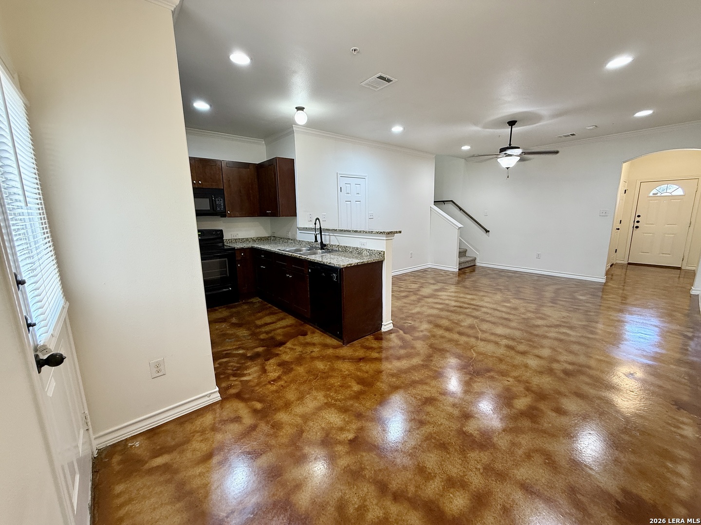 91 Plaza Drive Universal City TX 78148