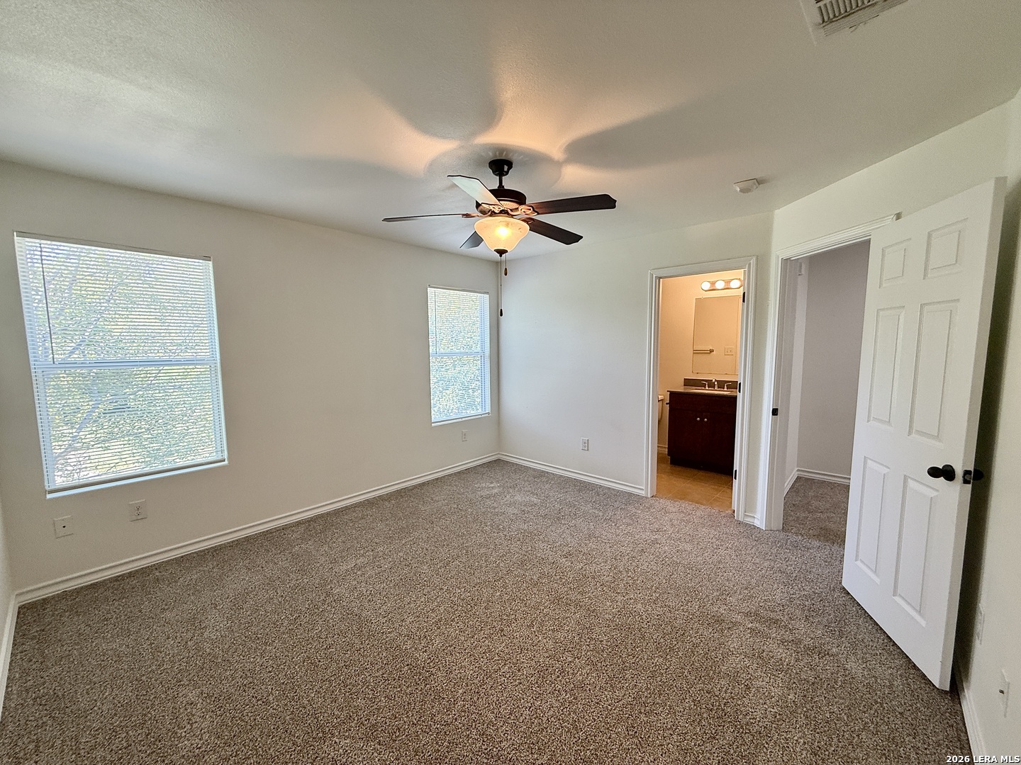 91 Plaza Drive Universal City TX 78148