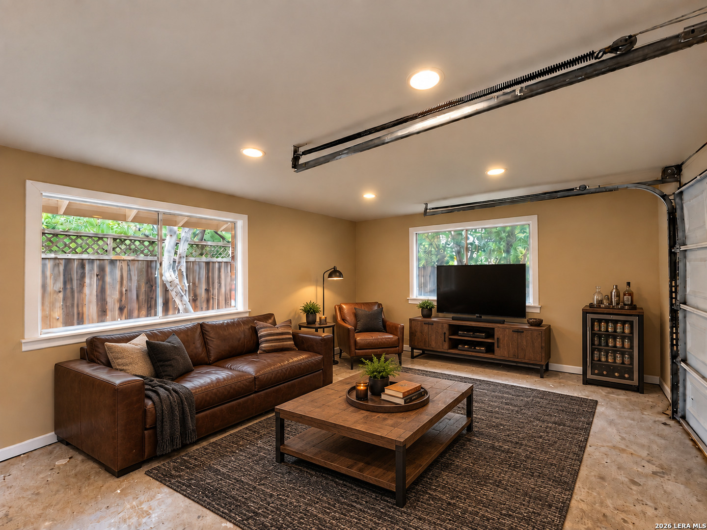 202 Donella Drive Hollywood Park TX 78232