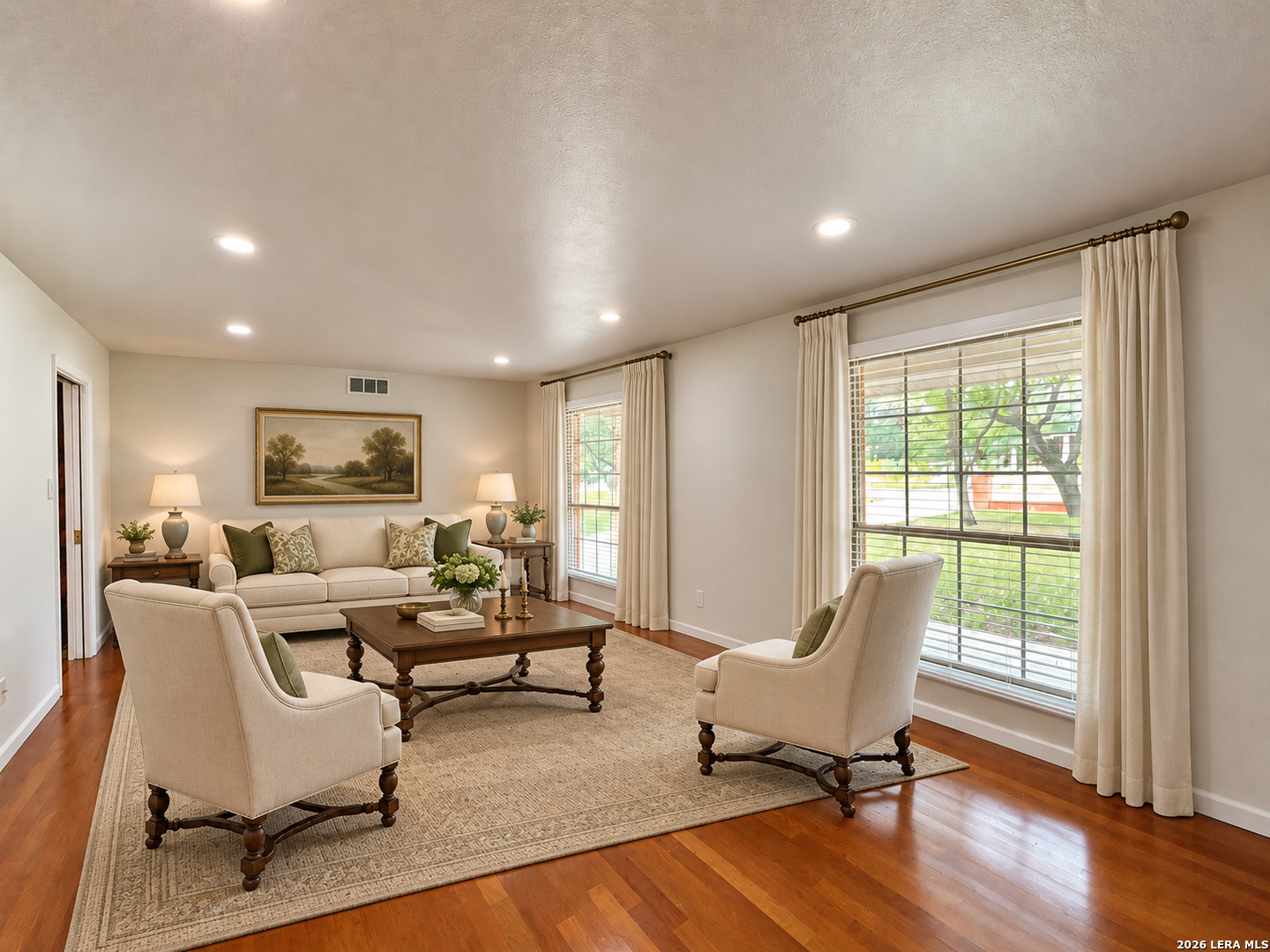 202 Donella Drive Hollywood Park TX 78232