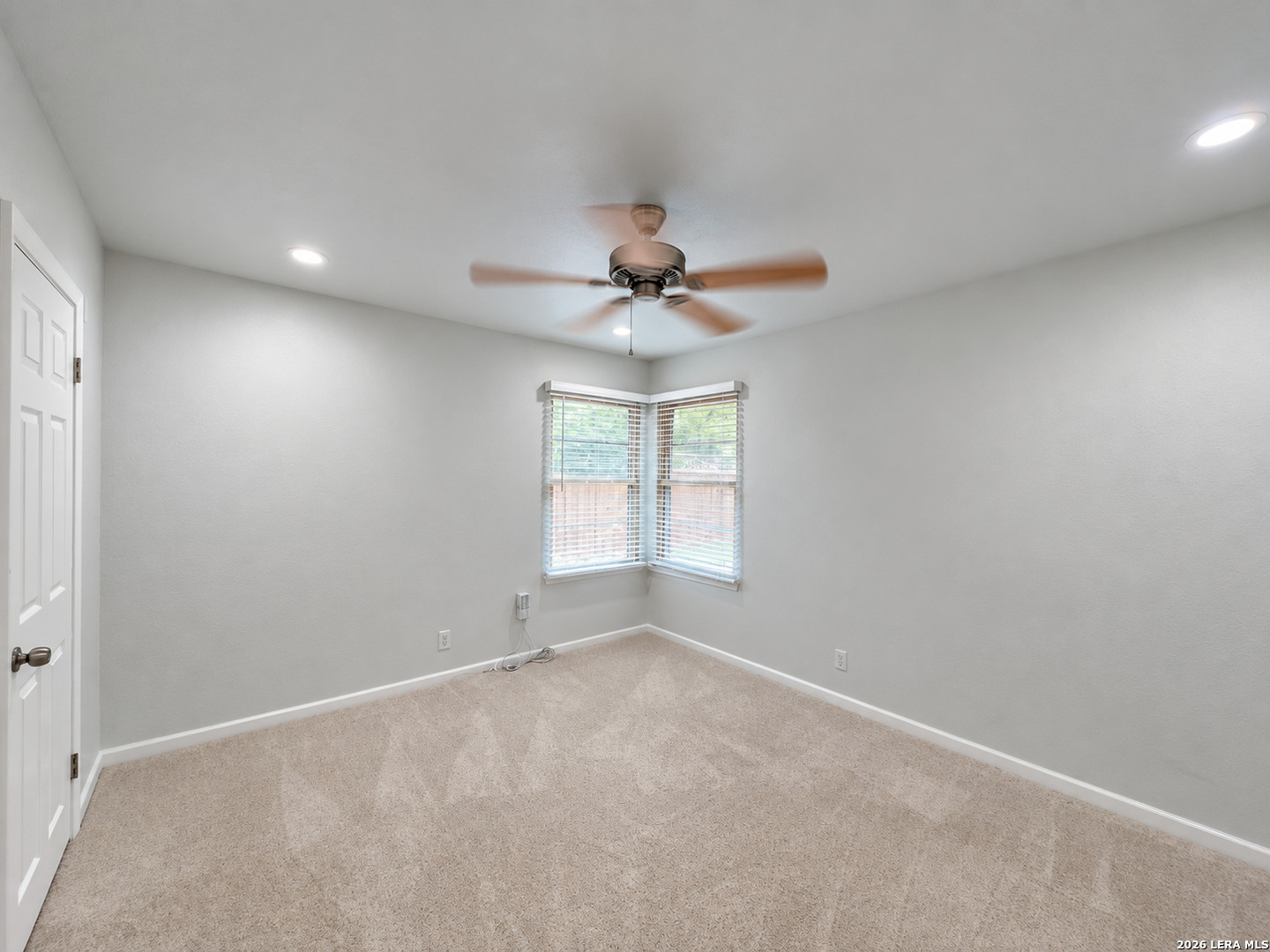 202 Donella Drive Hollywood Park TX 78232