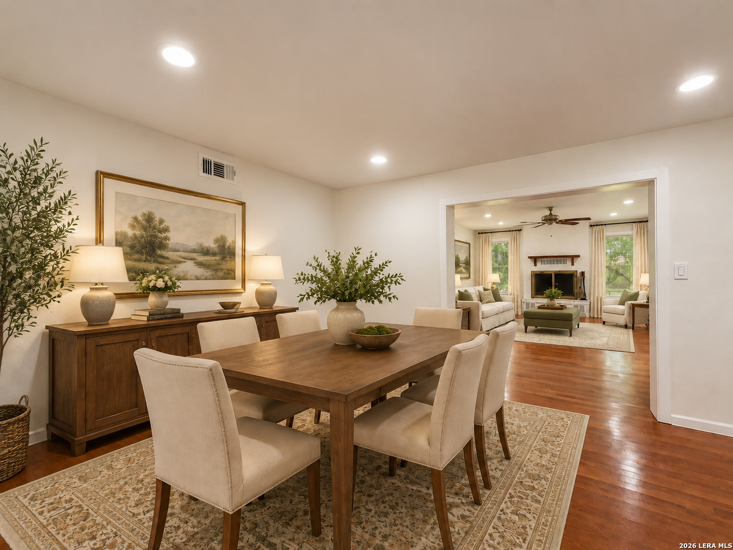 202 Donella Drive Hollywood Park TX 78232