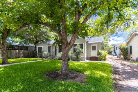 465 S Guenther Avenue New Braunfels TX 78130