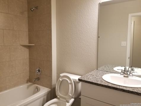 7930 Oak Meadows Bend San Antonio TX 78250