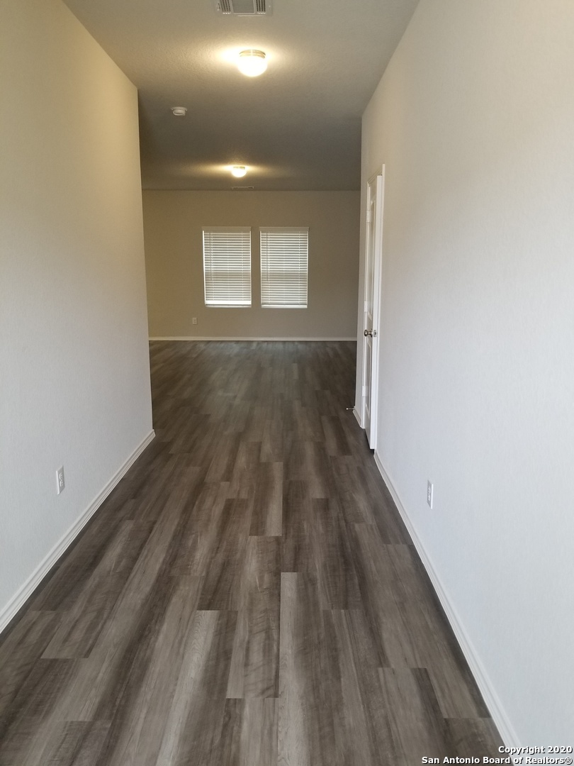 7930 Oak Meadows Bend San Antonio TX 78250