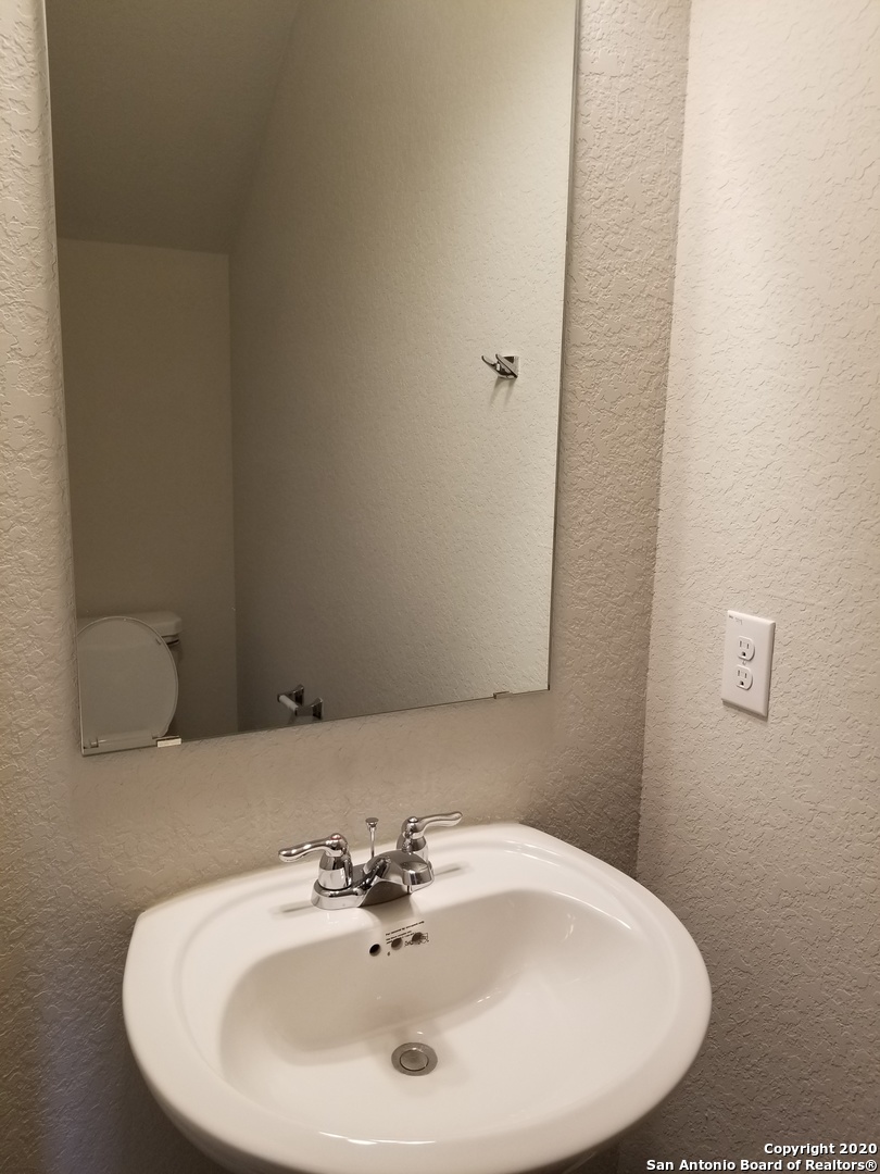 7930 Oak Meadows Bend San Antonio TX 78250