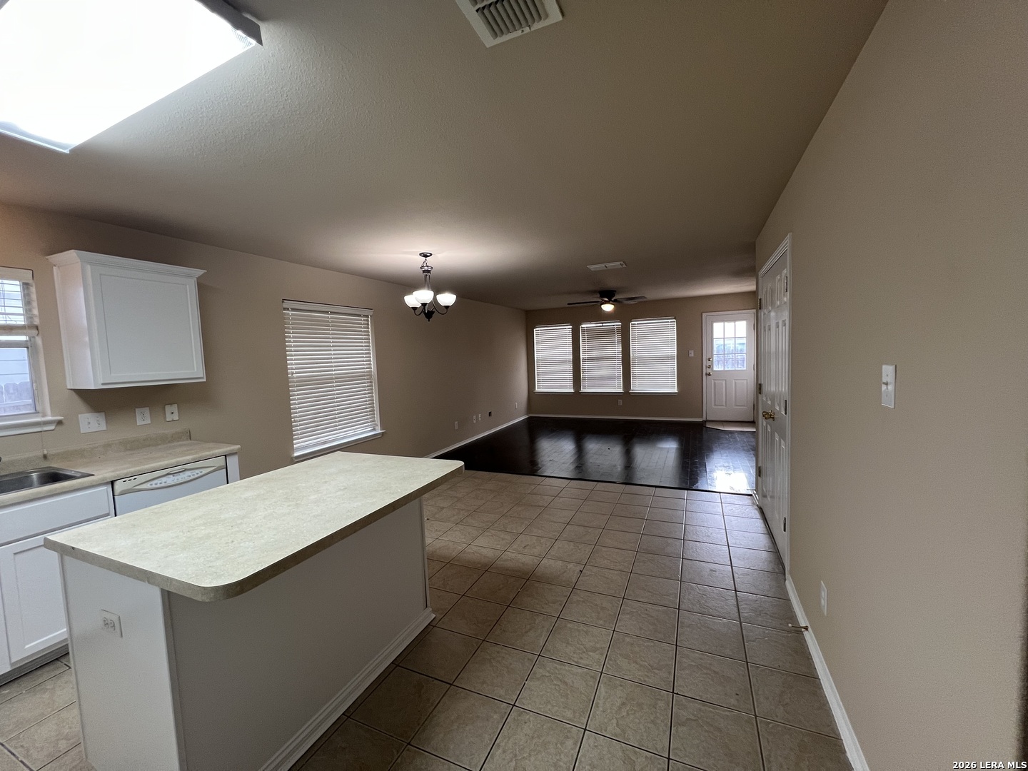 8952 Scarlet Creek Universal City TX 78148