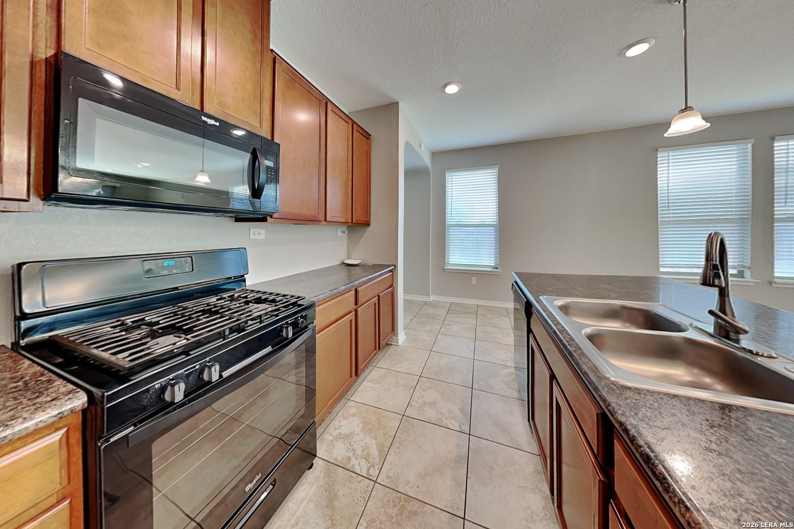 8303 Pioneer Field San Antonio TX 78253