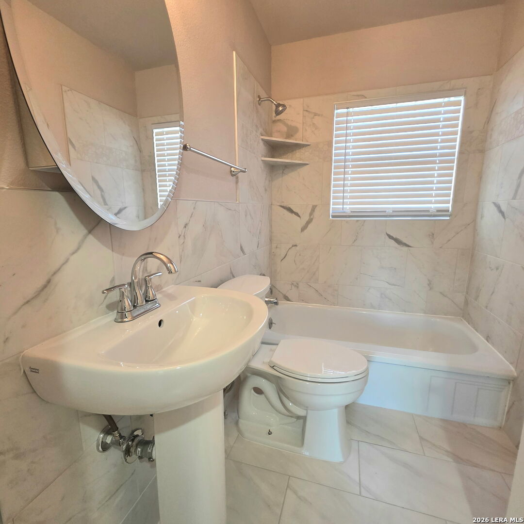 226 Antrim San Antonio TX 78218