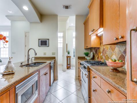 7897 Broadway San Antonio TX 78209