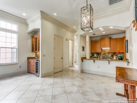 7897 Broadway San Antonio TX 78209