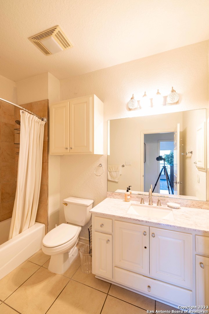 20 Tapatio Drive E Boerne TX 78006