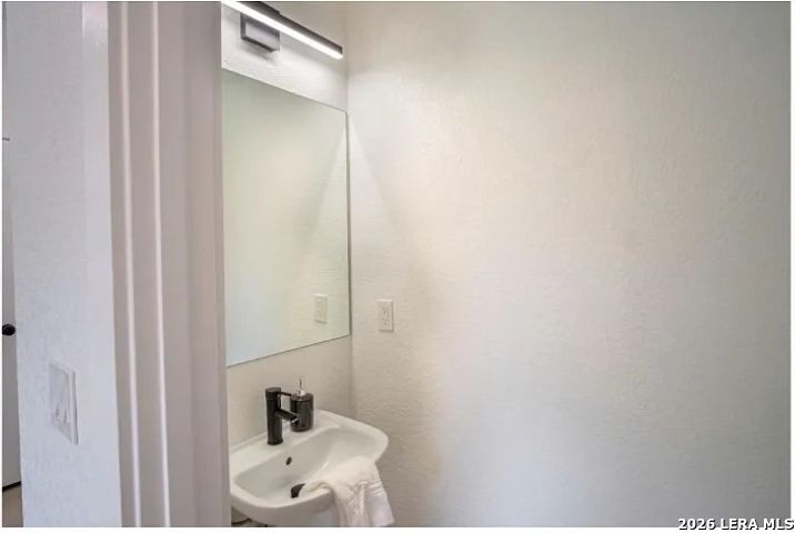 1022 Delaware San Antonio TX 78210