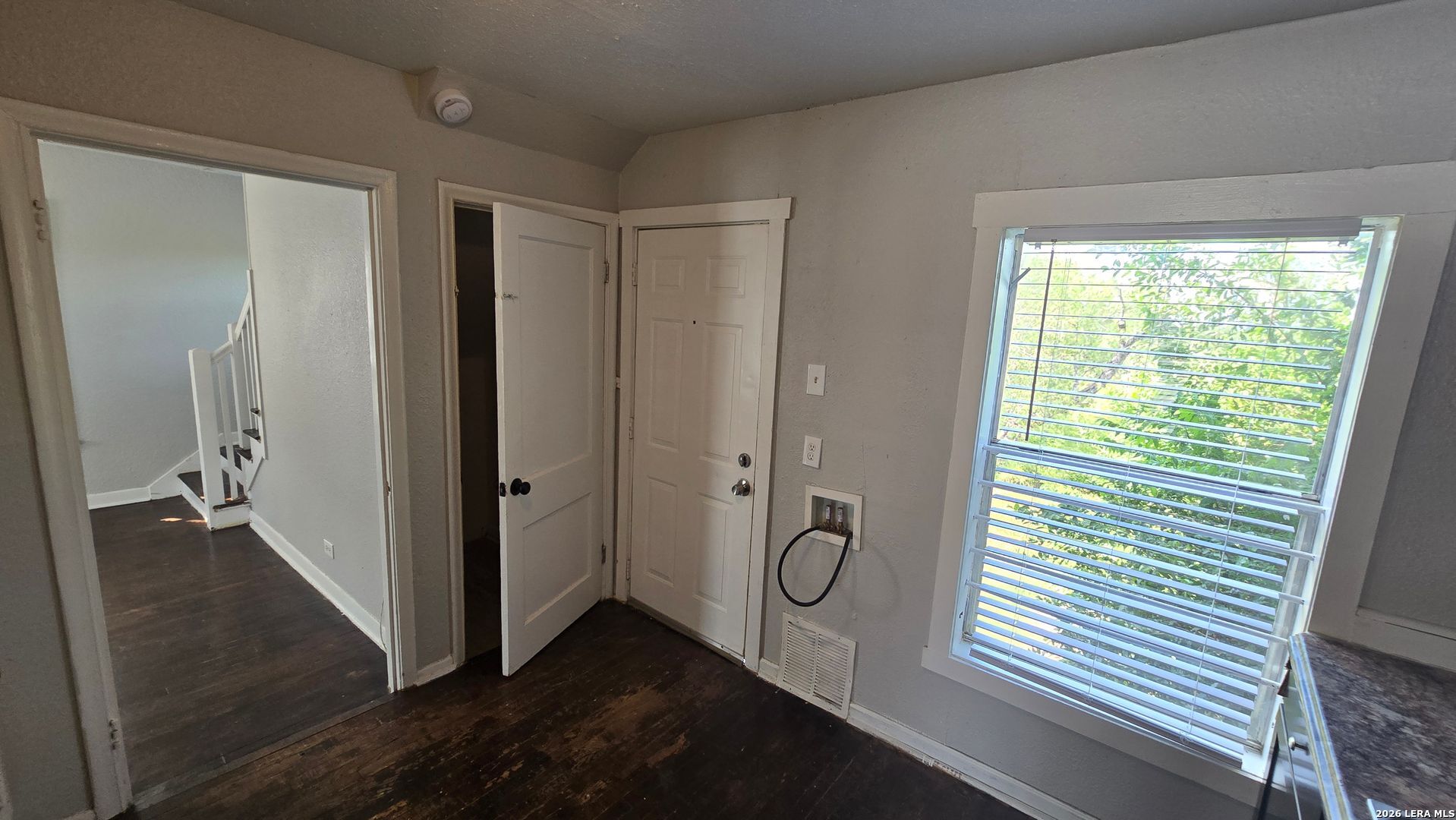 407 Natalen Avenue San Antonio TX 78209