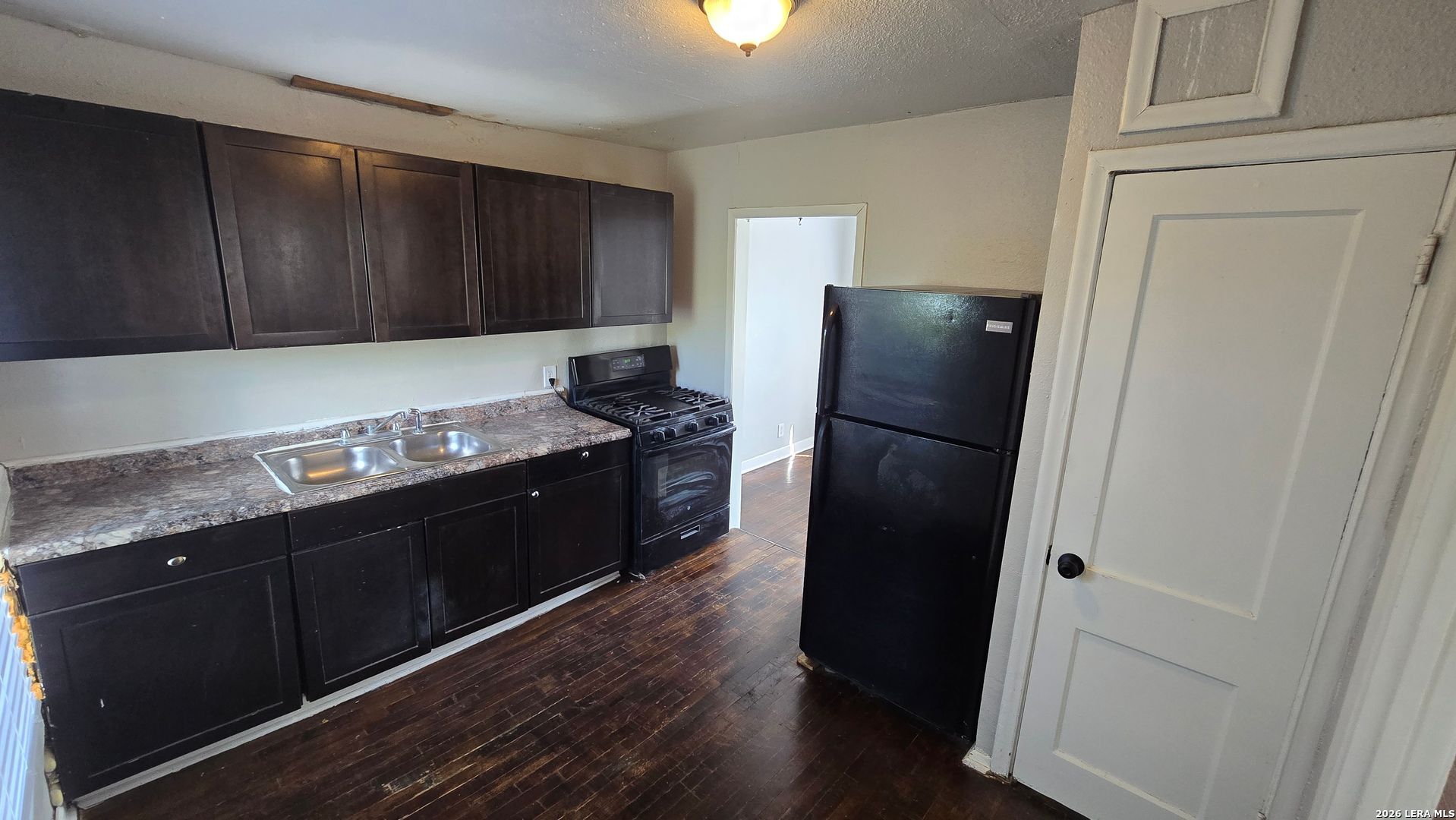 407 Natalen Avenue San Antonio TX 78209