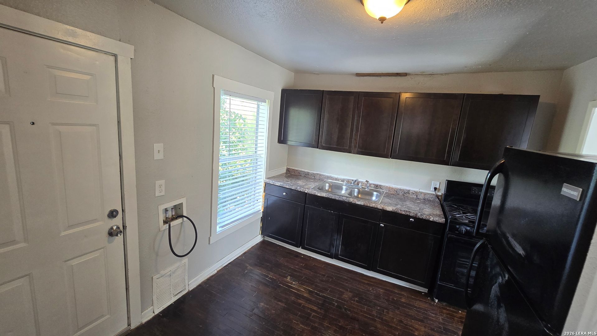 407 Natalen Avenue San Antonio TX 78209