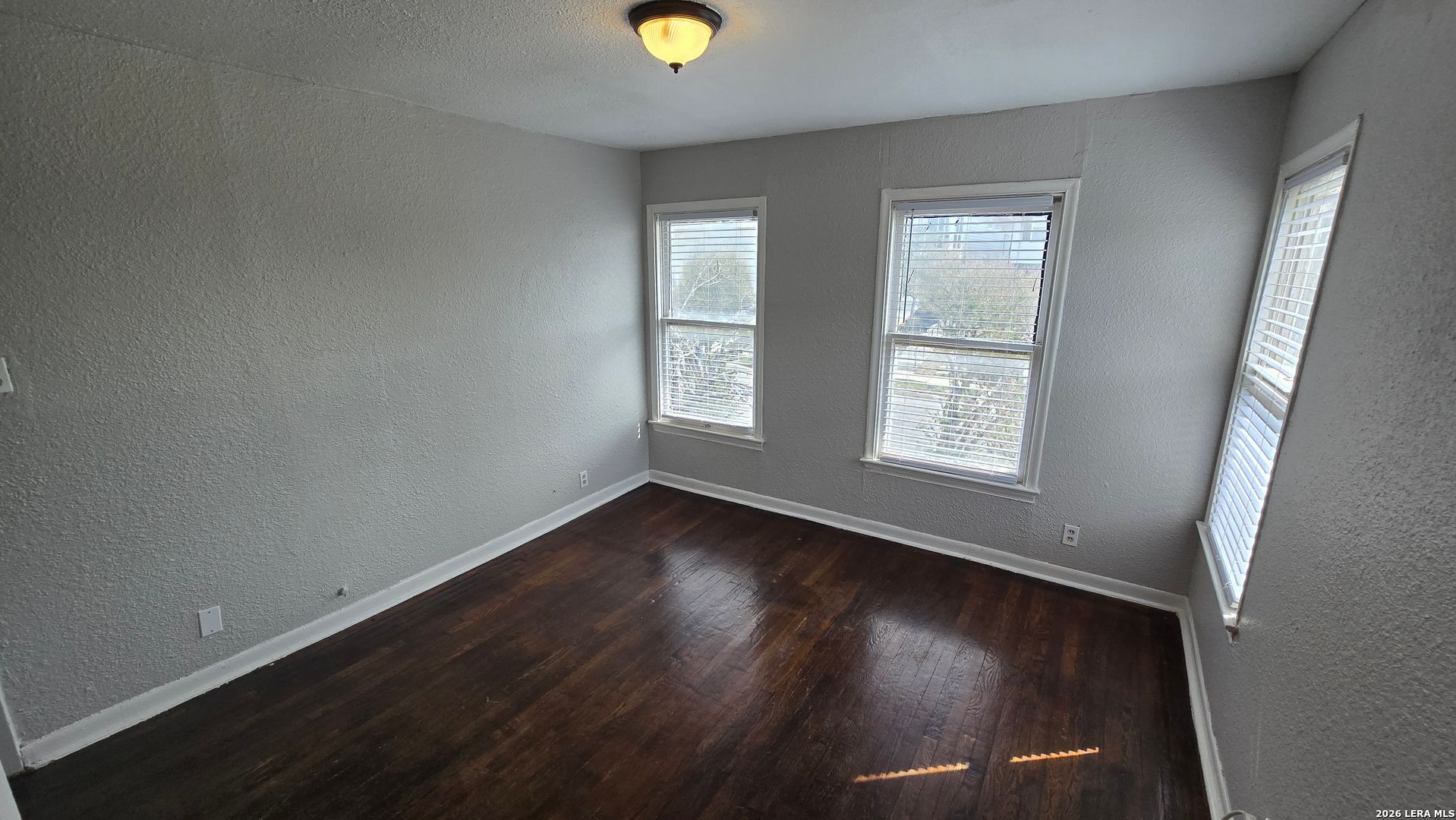 407 Natalen Avenue San Antonio TX 78209