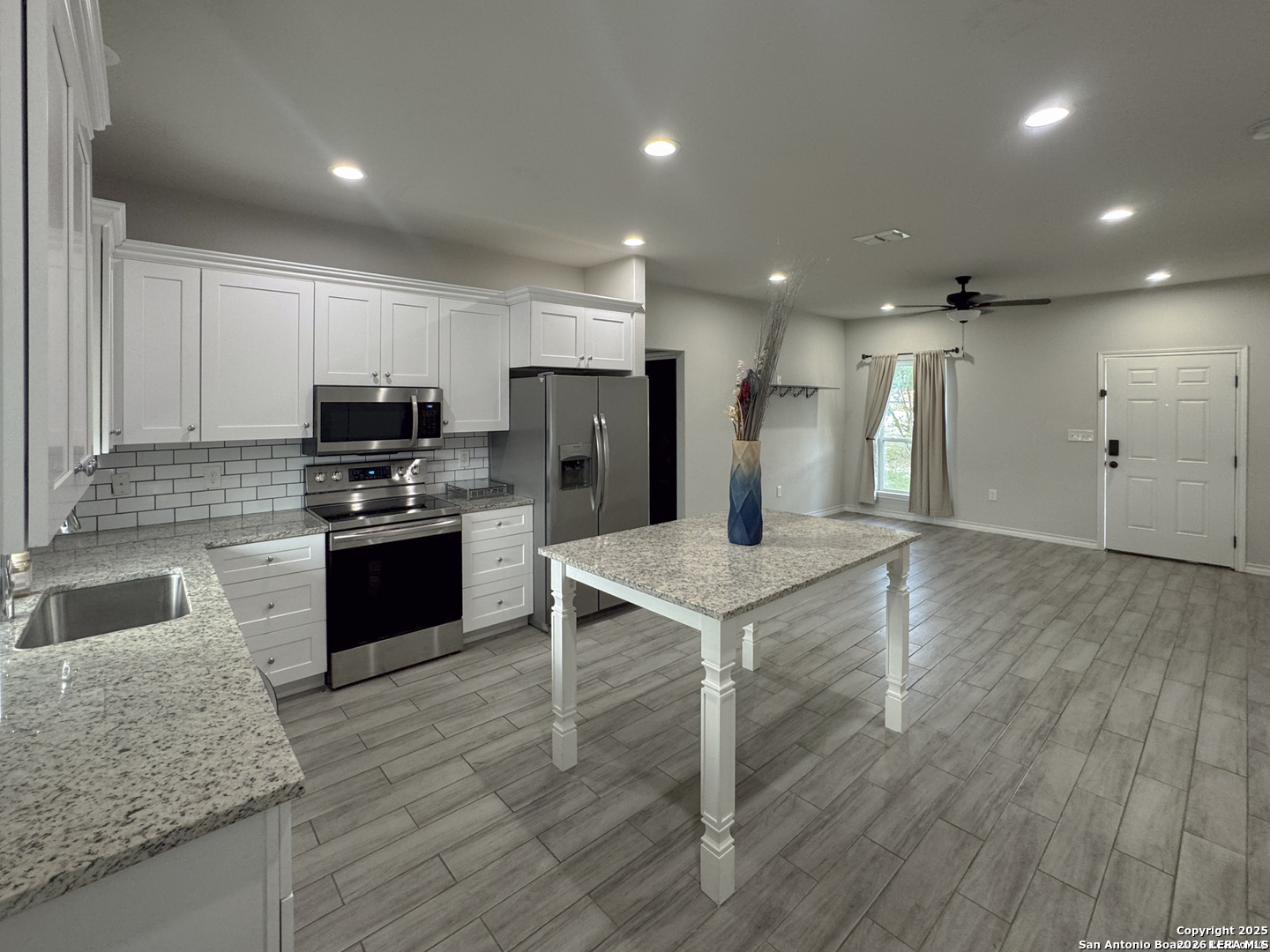 2410 Golf Spring Branch TX 78070