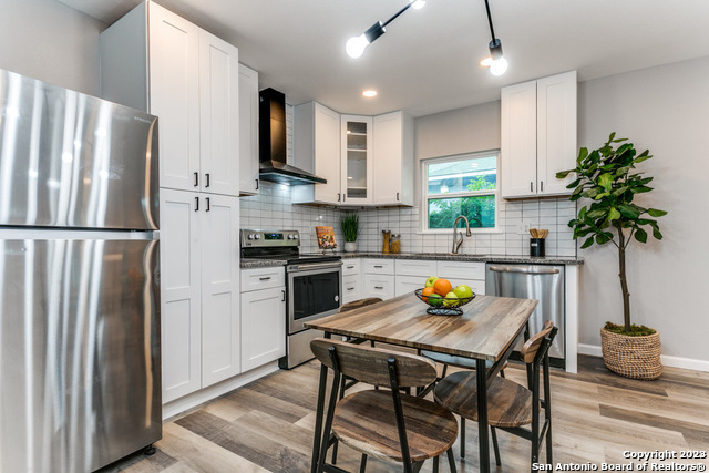 1324 E Carson Street San Antonio TX 78208