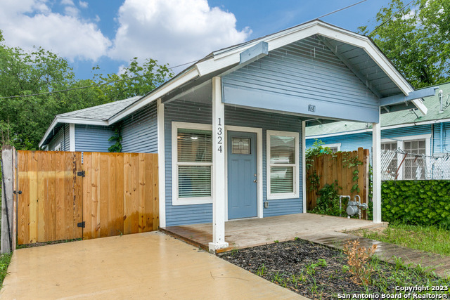 1324 E Carson Street San Antonio TX 78208