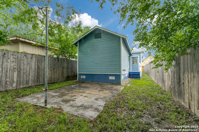 1324 E Carson Street San Antonio TX 78208