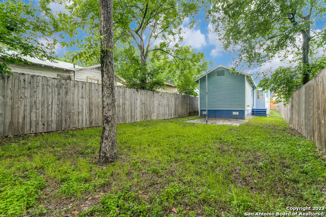 1324 E Carson Street San Antonio TX 78208