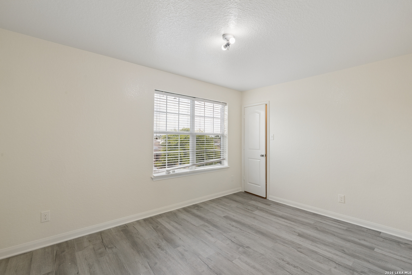 6102 Bear Meadow San Antonio TX 78222