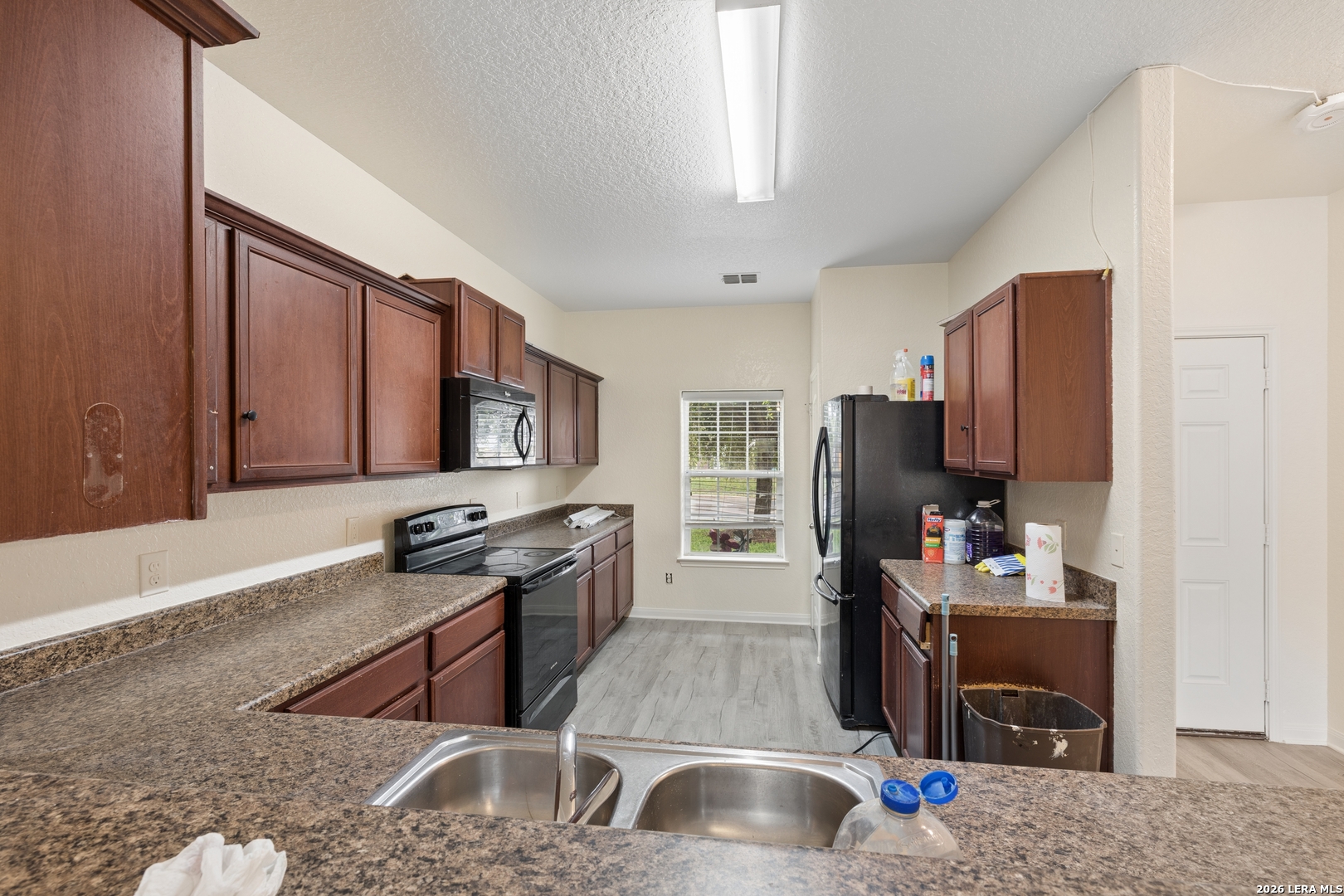 6102 Bear Meadow San Antonio TX 78222