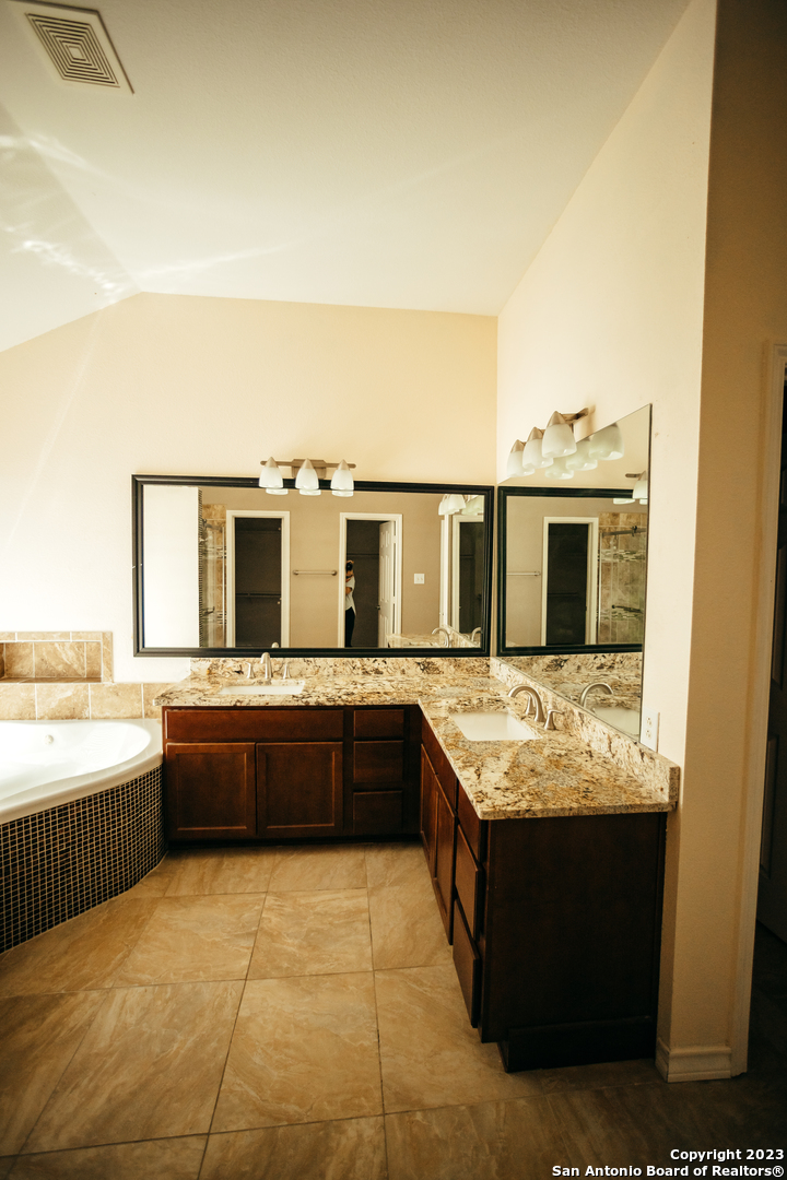 519 Wildgrove Lane San Antonio TX 78258