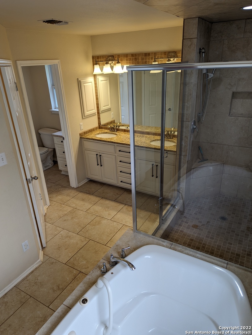25110 Flying Arrow San Antonio TX 78258