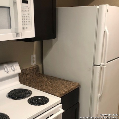 542 Dukeway Universal City TX 78148