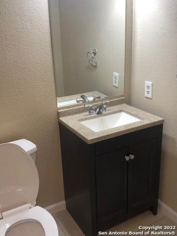 542 Dukeway Universal City TX 78148
