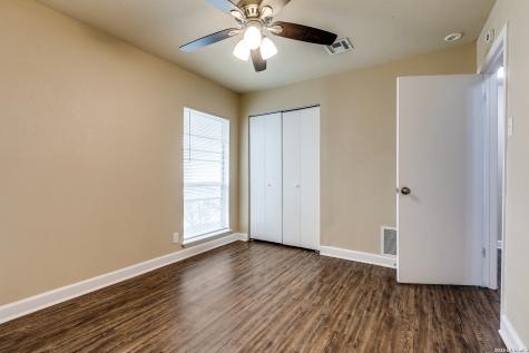 7114 Spring Morning Street San Antonio TX 78249