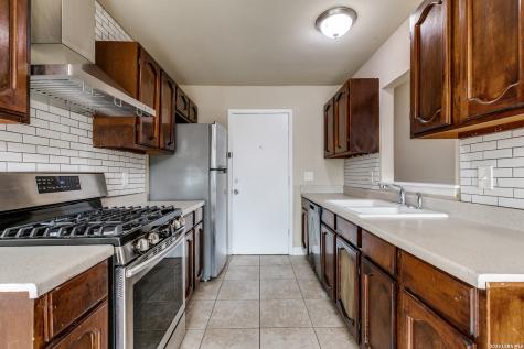 7114 Spring Morning Street San Antonio TX 78249