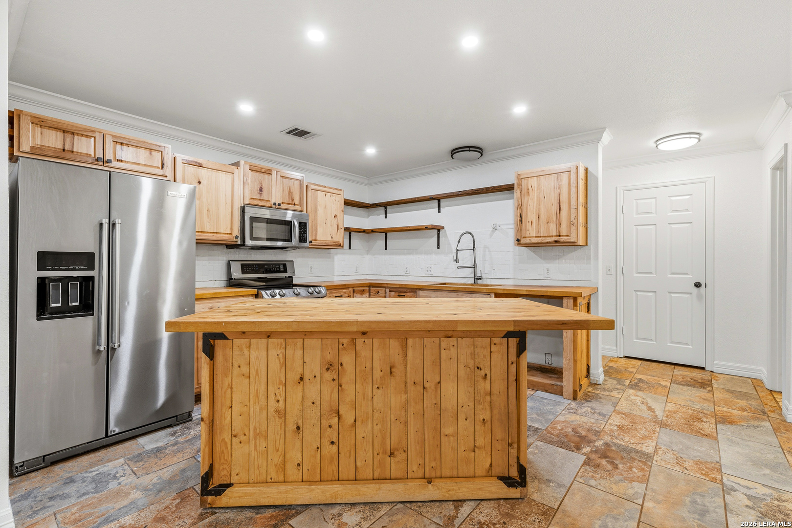 902 Amber Knoll San Antonio TX 78251