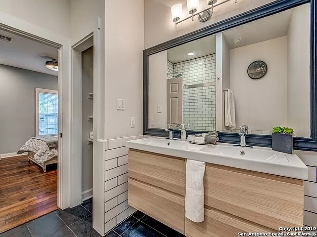 30 Chapel Hill San Antonio TX 78240