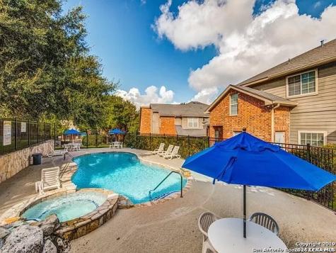 30 Chapel Hill San Antonio TX 78240