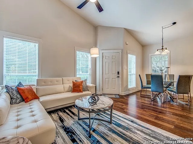 30 Chapel Hill San Antonio TX 78240