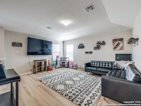 6727 Hoffman Plain San Antonio TX 78252